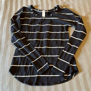 Ivivva long sleeve tee Size 10